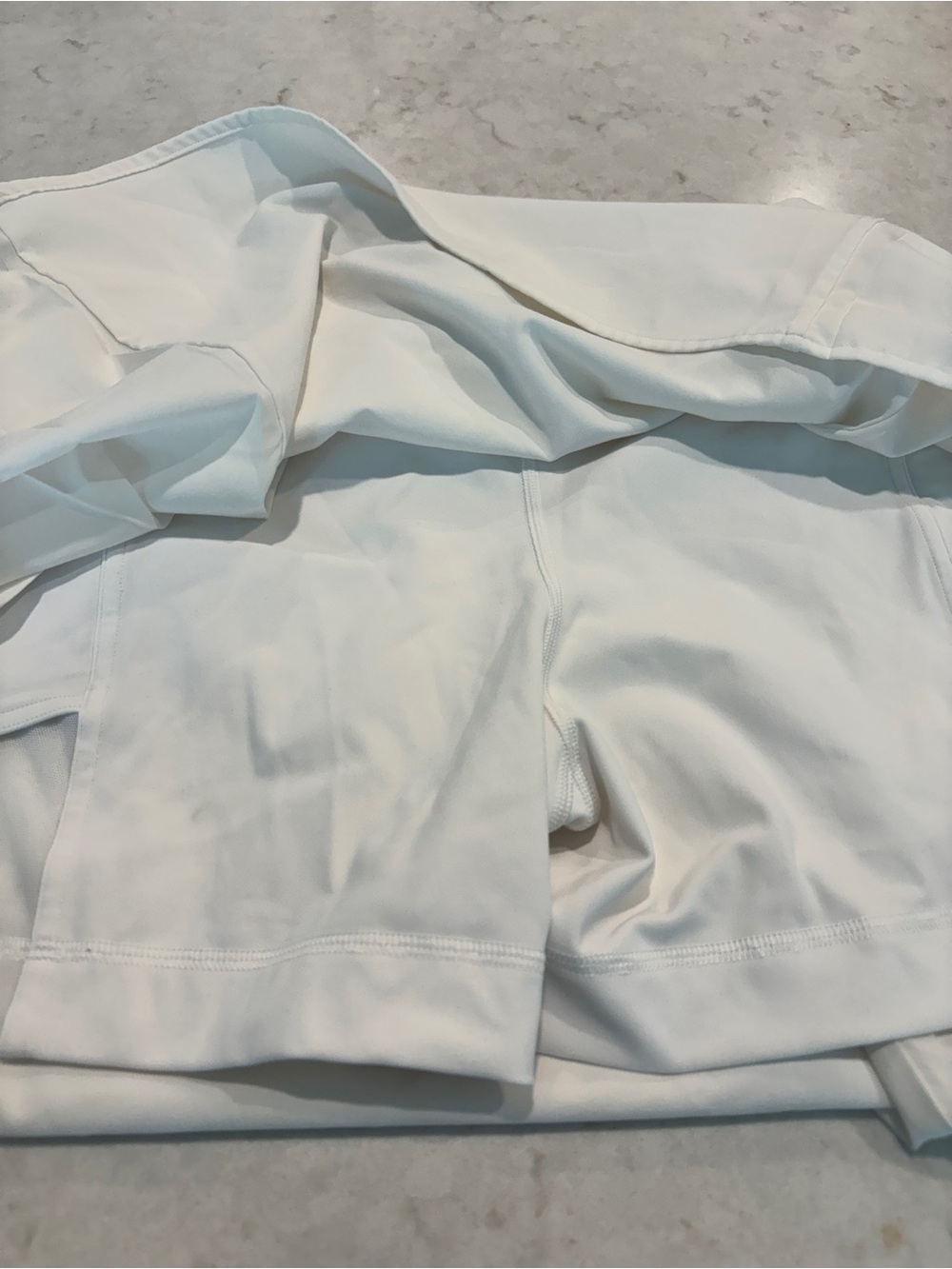 Lululemon White Athletic Skirt Skort Built-In Shorts Size 8 Like New - Picture 3 of 8
